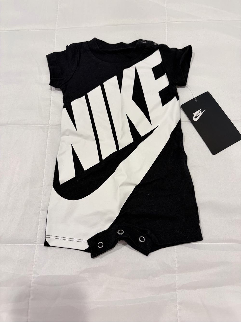 Nike Black & White Infant Romper with Bold Logo-NWT